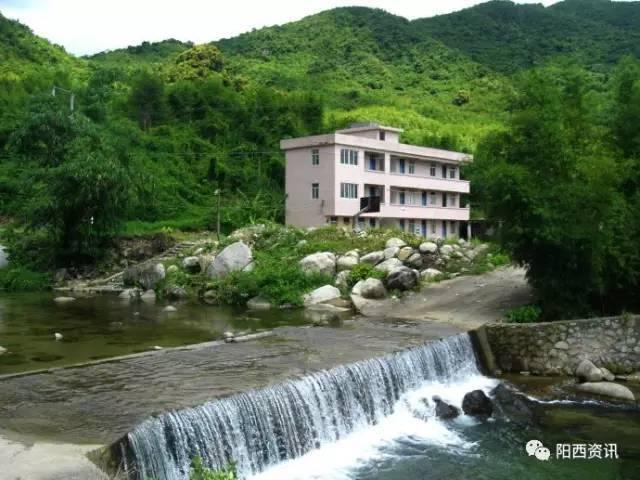 逃离沙漠建筑